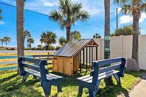 Ocean Sands Beach Boutique Inn - 1 Acre Private Beach