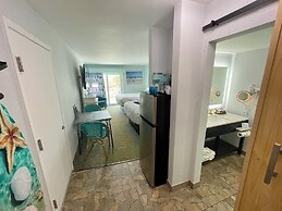 Ocean Sands Beach Boutique Inn - 1 Acre Private Beach