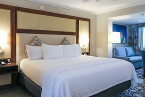 Almond Tree Inn Hotel - Adults Only