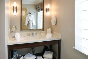 Almond Tree Inn Hotel - Adults Only