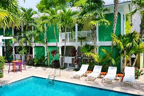 Almond Tree Inn Hotel - Adults Only