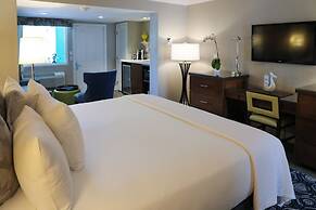 Almond Tree Inn Hotel - Adults Only