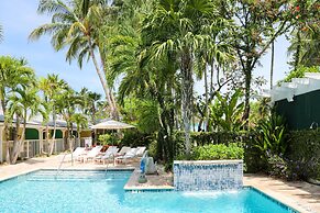 Almond Tree Inn Hotel - Adults Only