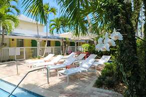 Almond Tree Inn Hotel - Adults Only