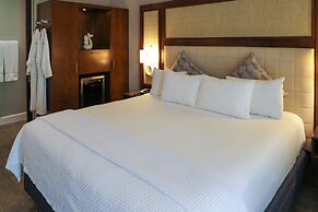 Almond Tree Inn Hotel - Adults Only