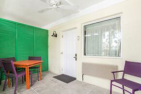 Almond Tree Inn Hotel - Adults Only