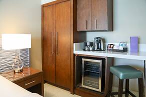 Orchid Key Inn - Adults Only