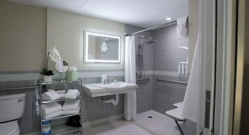 Orchid Key Inn - Adults Only