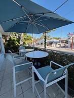Orchid Key Inn - Adults Only