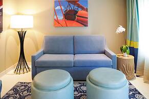 Orchid Key Inn - Adults Only