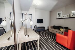 Parkview Inn & Suites Lancaster