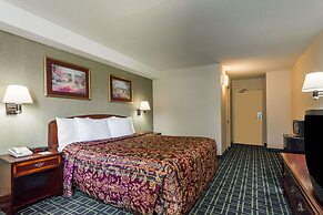 Days Inn by Wyndham Dumfries Quantico