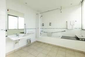 Holiday Inn Glasgow Airport by IHG