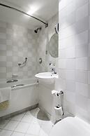 Holiday Inn Glasgow Airport by IHG