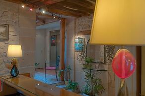 Hotel Les Rives De Notre Dame