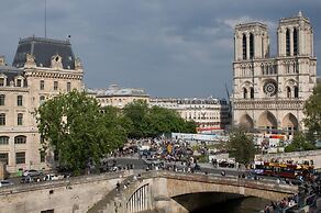 Hotel Les Rives De Notre Dame