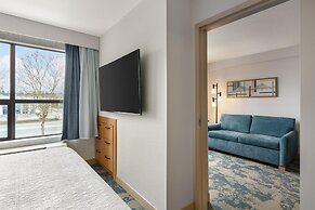 Hampton Inn & Suites by Hilton Langley-Surrey