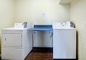 Red Roof Inn & Suites Greenwood, SC