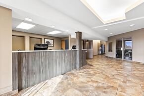 Super 8 by Wyndham Prince Albert