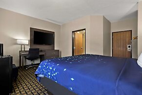 SureStay Plus Hotel by Best Western Tulsa East