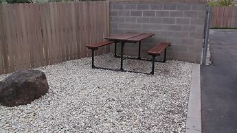 Super 8 by Wyndham Salina/Scenic Hills Area