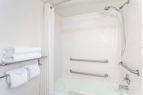 Super 8 by Wyndham Salina/Scenic Hills Area