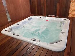 Intelier Orange Hotel