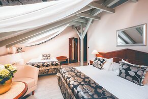 Hotel Carlton