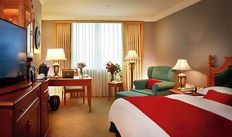 Grand Noble Hotel