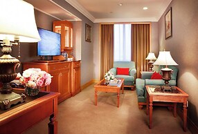 Grand Noble Hotel