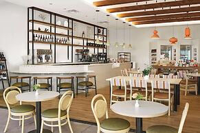 The Scottsdale Resort and Spa, Curio Collection by Hilton