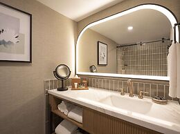 The Scottsdale Resort and Spa, Curio Collection by Hilton