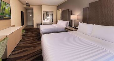Prestige Harbourfront Resort, WorldHotels Luxury