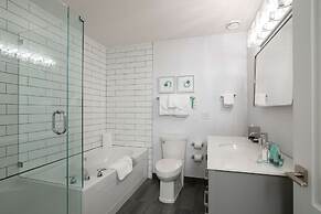 Prestige Harbourfront Resort, WorldHotels Luxury