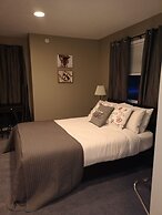 Banff Boundary Lodge