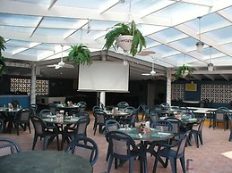 Ocean Reef Yacht Club & Resort