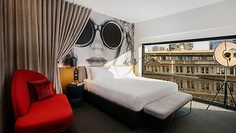 Hotel Indigo Melbourne on Flinders, an IHG Hotel