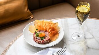 Hotel Indigo Melbourne on Flinders by IHG