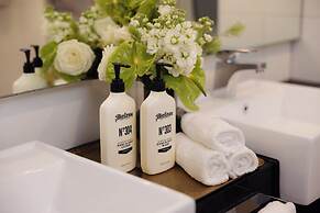 Hotel Indigo Melbourne on Flinders by IHG