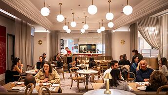 Hotel Indigo Melbourne on Flinders by IHG