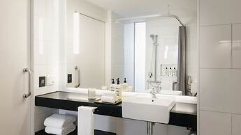 Hotel Indigo Melbourne on Flinders by IHG