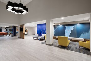 Holiday Inn Express Hotel & Suites Brattleboro by IHG