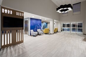 Holiday Inn Express Hotel & Suites Brattleboro by IHG