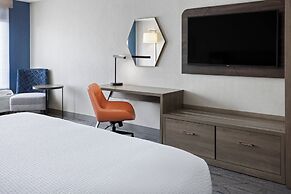Holiday Inn Express Hotel & Suites Brattleboro by IHG