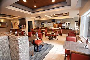 Holiday Inn Express & Suites Ashland by IHG