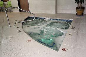 Holiday Inn Express & Suites Ashland by IHG