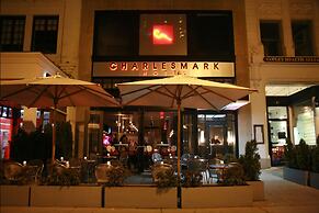 Charlesmark Hotel