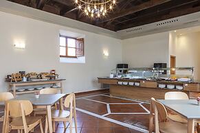 Macià Monasterio de los Basilios Hotel