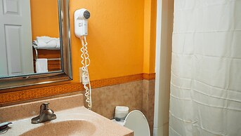 Quiet Corner Inn