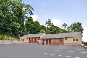 Golden Hill Inn Danbury